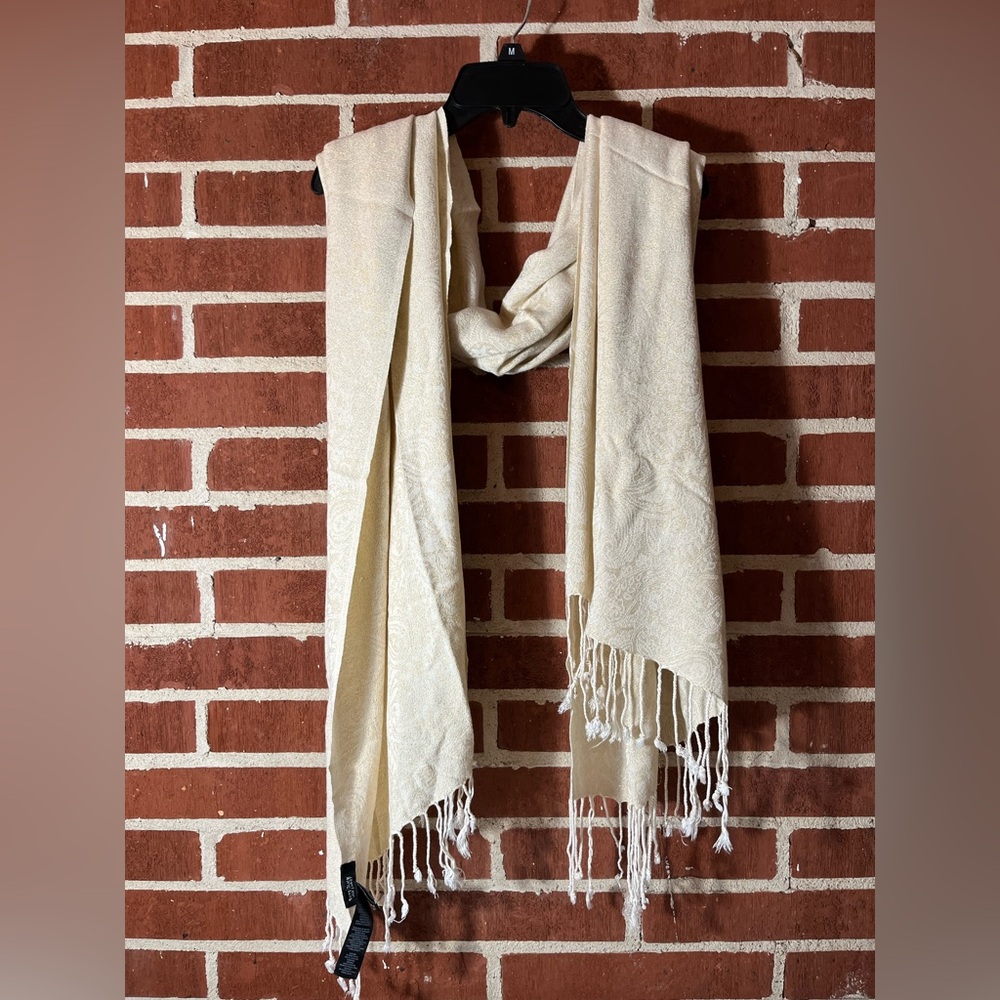 White House|Black Market Cream & Gold Fringe Scarf